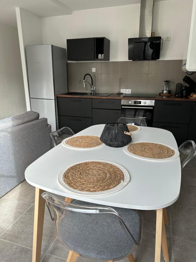 Appartement Avec Terrasse Au Puy Le Puy-en-Velay Exterior photo